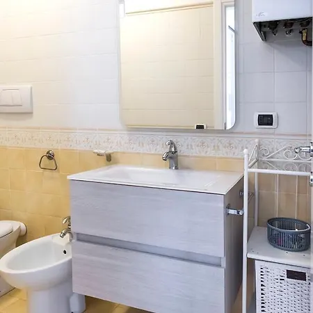 N213 - Numana, Nuovo Bilocale In Centro Appartement Numana